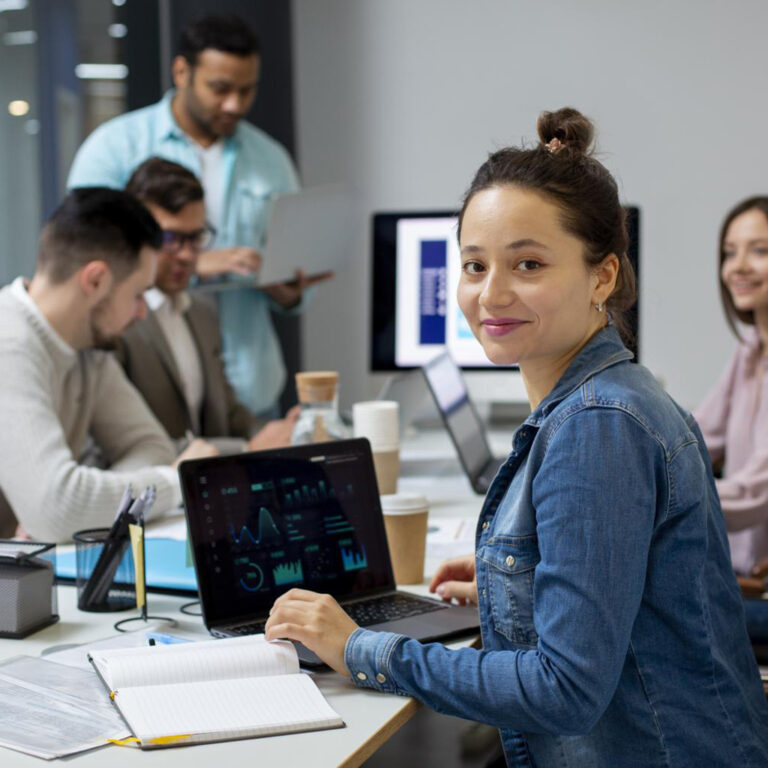 woman-coding-team-office-internship